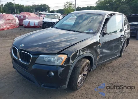 2013 BMW X3 xDrive28I z USA, uszkodzony, nr VIN 5UXWX9C53D0A12278